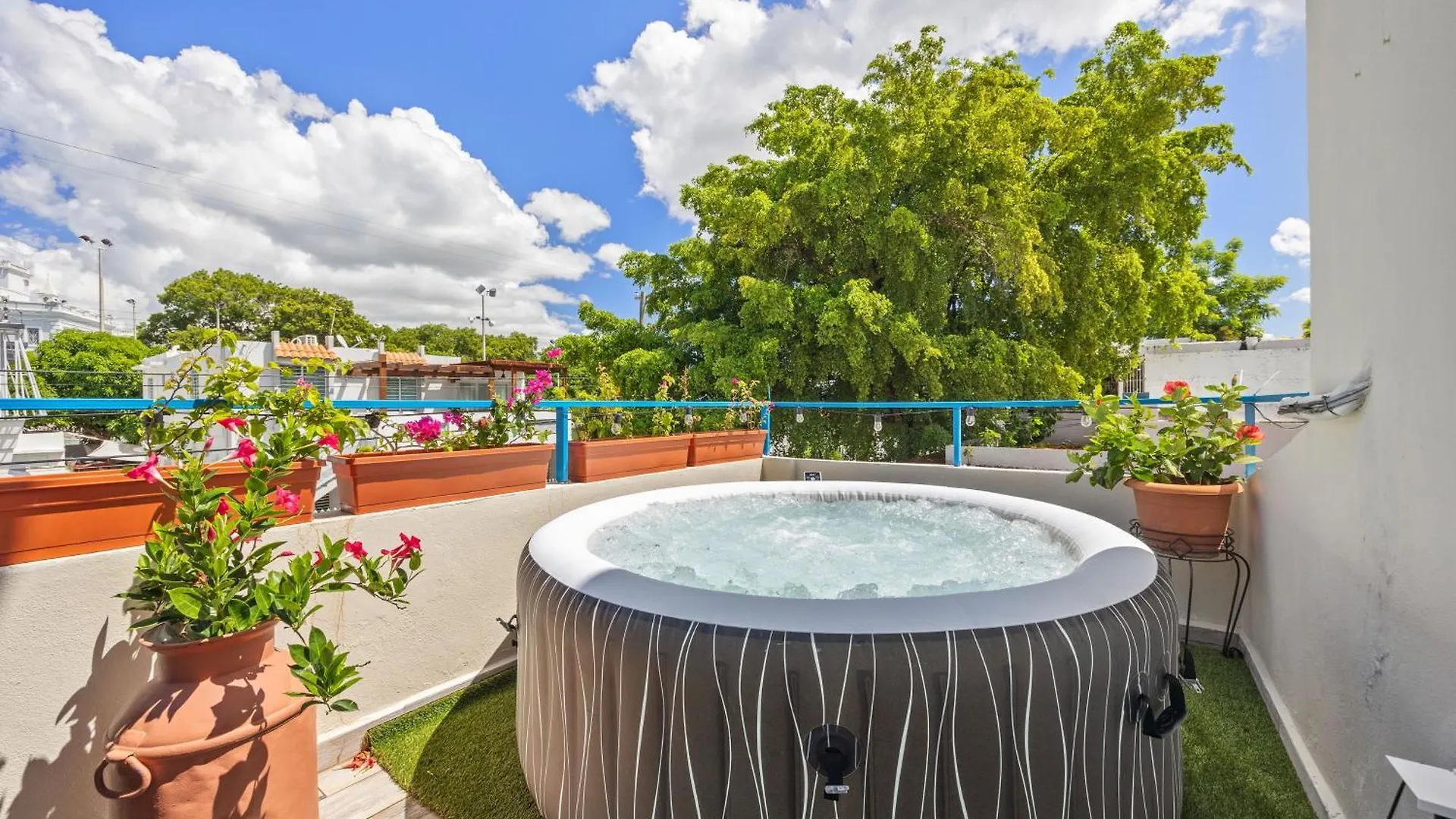 Appartement City-View Private Balcony Studio With Hot Tub Mm5 San Juan