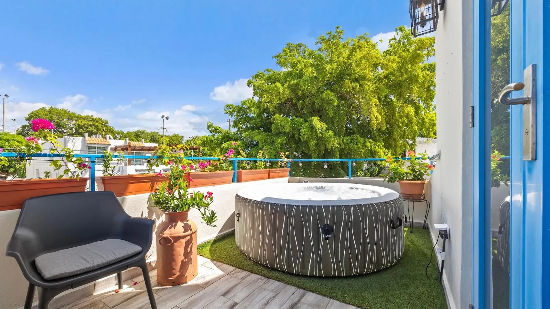City-View Private Balcony Studio With Hot Tub Mm5 San Juan 0*,